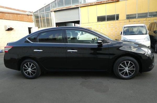2018 Nissan Sylphy Carousel 2