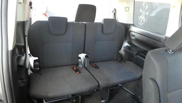 2021 Toyota Noah HYBRID 7 SEATER Carousel 13
