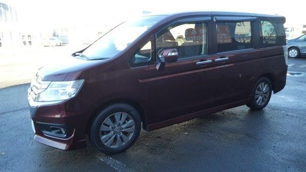 2013 Honda Step Wagon SPADA Carousel 7