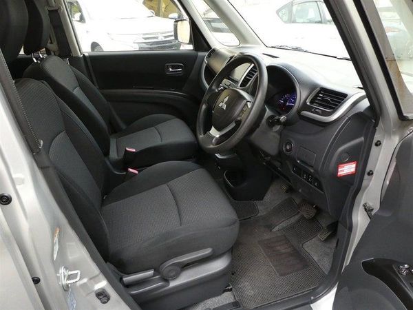 2014 Mitsubishi Delica D2 X Carousel 11