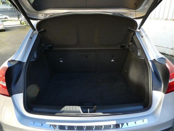 2017 Mercedes-Benz GLA 220 4 MATIC Carousel 13
