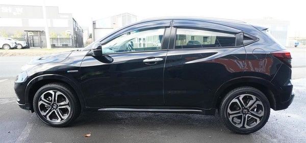 2020 Honda Vezel HYBRID Z HONDA SENSING Carousel 6