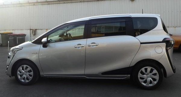 2015 Toyota Sienta HYBRID G 7 PERSON Carousel 6