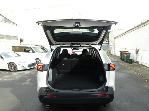 2019 Toyota RAV4 HYBRID Carousel 12