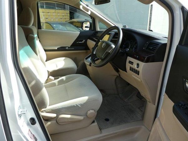 2014 Toyota Alphard 240X Carousel 11