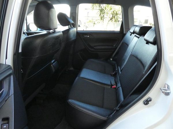 2014 Subaru Forester 2.0XT EYESIGHT Carousel 14