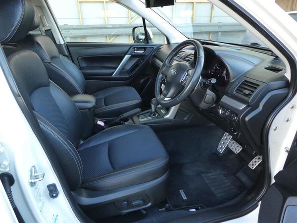 2014 Subaru Forester 2.0XT EYESIGHT Carousel 10