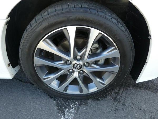 2017 Toyota Estima AERAS PREMIUM Carousel 8