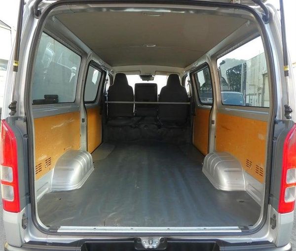 2021 Toyota Hiace Carousel 15