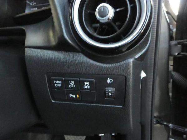 2018 Mazda Demio Carousel 11