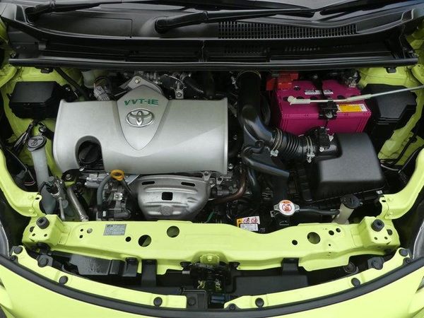2019 Toyota Sienta 1.5L Petrol 5 Seater! Carousel 18