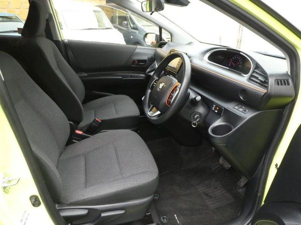 2019 Toyota Sienta 1.5L Petrol 5 Seater! Carousel 10