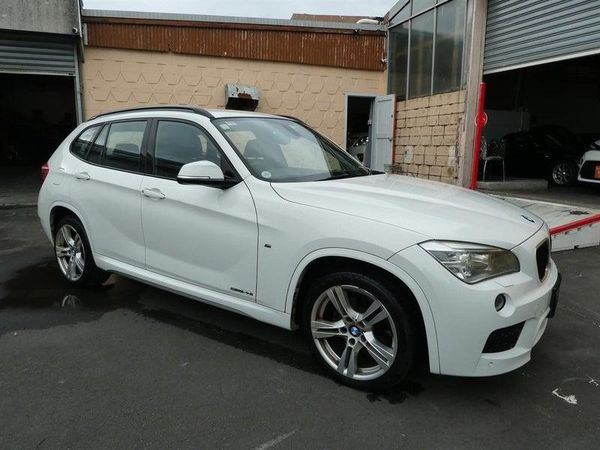 2014 BMW X1 Carousel 1
