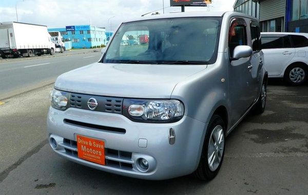 2015 Nissan Cube 15X V SMART Carousel 7