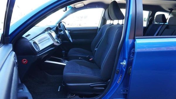 2013 Toyota Corolla FIELDER HYBRID