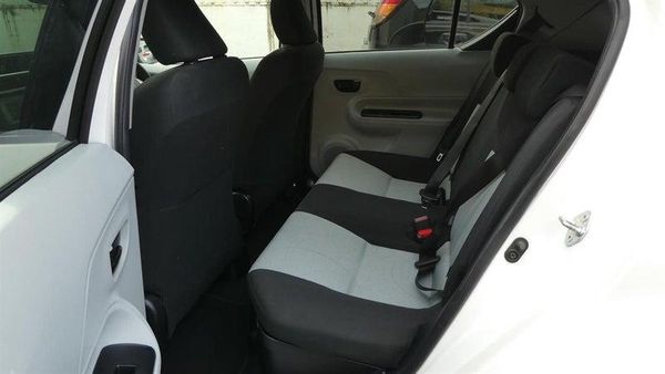 2013 Toyota Aqua S PUSH START Carousel 15