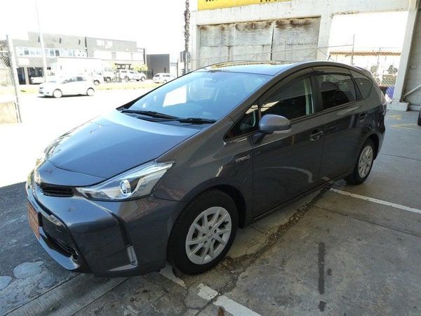 2017 Toyota Prius Alpha 7 Seater!Radar Cruise control! Carousel 6