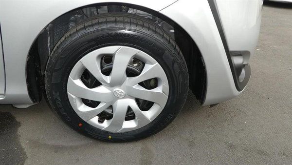2017 Toyota Sienta Hybrid G 6 Seats!PUSH START! Carousel 8