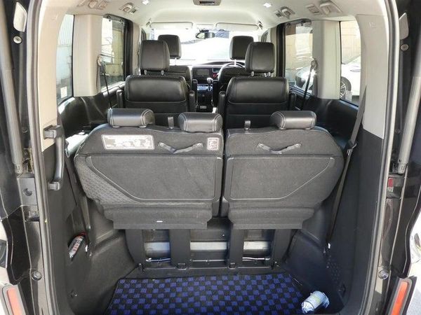 2016 Honda Step Wagon SPADA Carousel 12