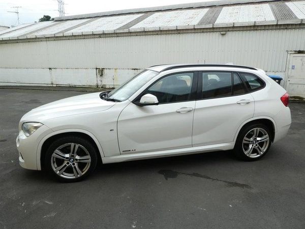 2014 BMW X1 Carousel 6