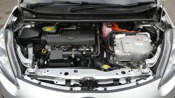 2017 Toyota Sienta Hybrid G 6 Seats!PUSH START! Carousel 19