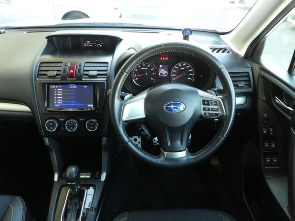 2014 Subaru Forester 2.0XT EYESIGHT Carousel 16