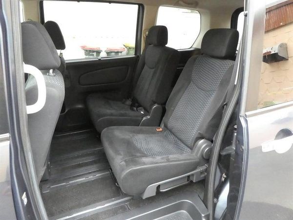 2011 Nissan Serena Carousel 14