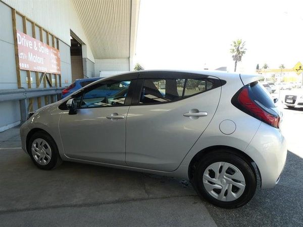 2021 Toyota Aqua S PUSH START Carousel 8