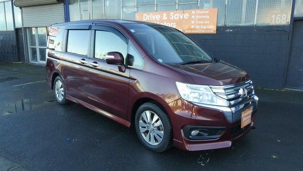 2013 Honda Step Wagon SPADA Carousel 1