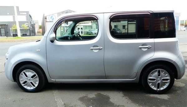2015 Nissan Cube 15X V SMART Carousel 6