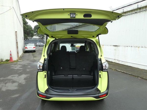 2019 Toyota Sienta 1.5L Petrol 5 Seater! Carousel 12