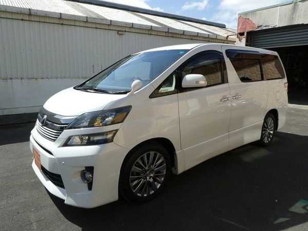 2014 Toyota Vellfire Z GOLDEN EYES II Carousel 7