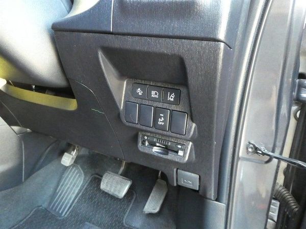2017 Toyota Prius Alpha 7 Seater!Radar Cruise control! Carousel 11