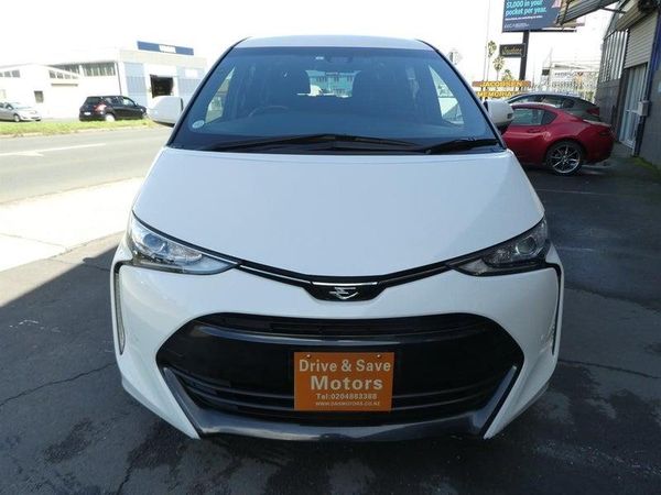 2017 Toyota Estima AERAS PREMIUM Carousel 7