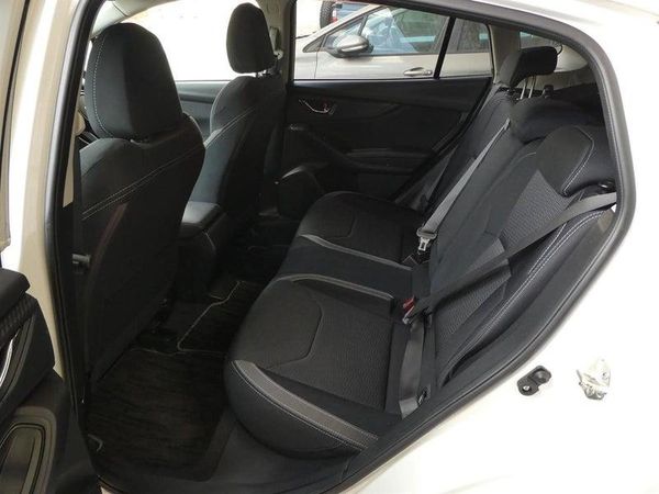 2017 Subaru Impreza 2.0L AWD EYESIGHT!Push start! Carousel 14