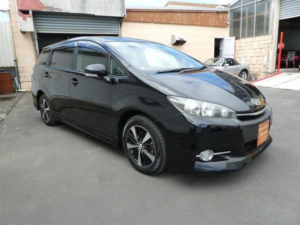 2012 Toyota Wish 1.8S Carousel 1