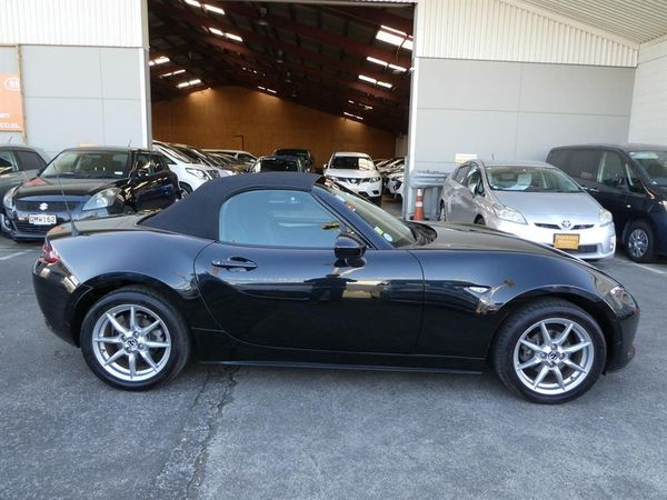 2016 Mazda Roadster S SPECIAL PACKAGE Carousel 1