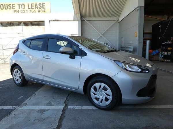 2021 Toyota Aqua S PUSH START Carousel 1