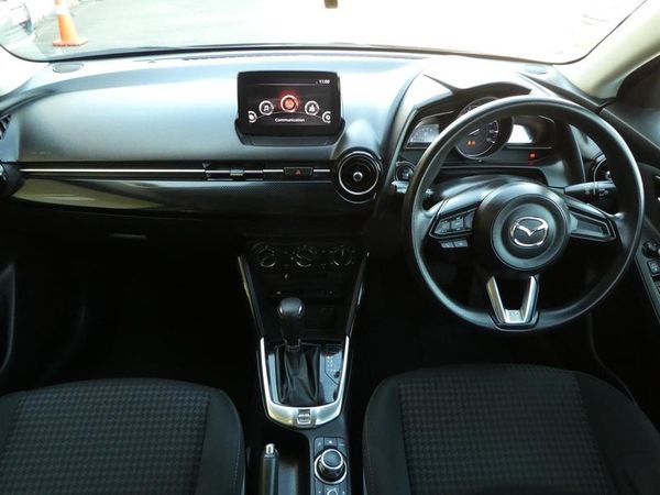 2018 Mazda Demio Carousel 13