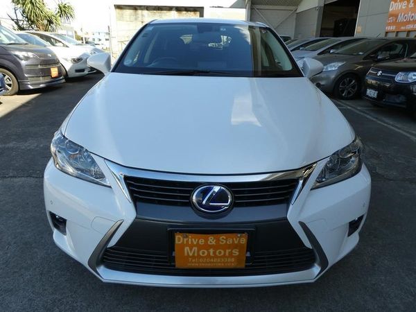 2017 Lexus CT 200h Carousel 9