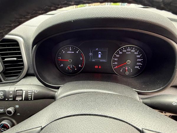 2018 Kia Sportage LX 2.0D/4WD/6AT Carousel 11