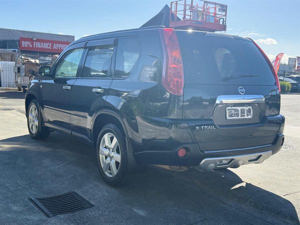 2009 Nissan X-Trail Carousel 6