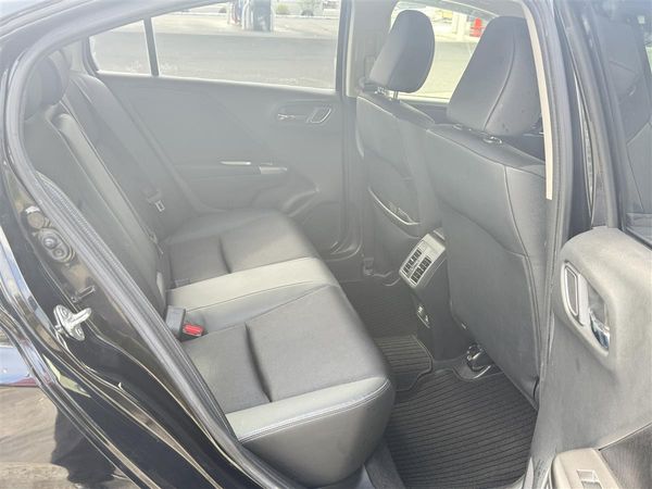 2015 Honda Grace HYBRID Carousel 10