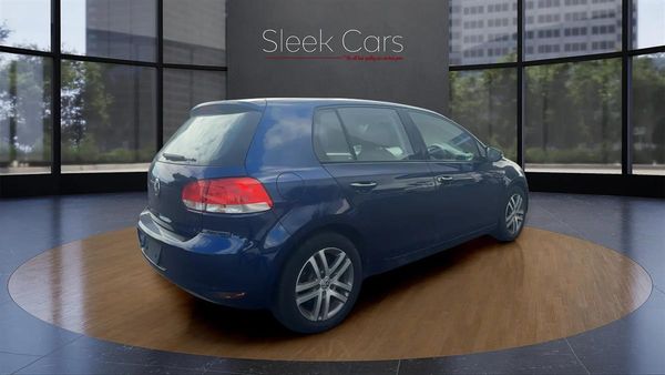 2010 Volkswagen Golf Carousel 15