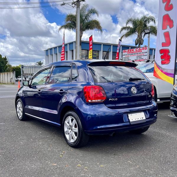 2010 Volkswagen Polo Carousel 4