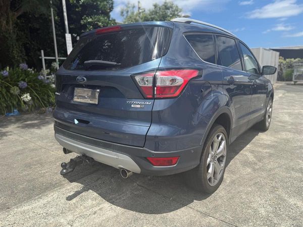 2019 Ford Escape TITANIUM AWD DIESEL Carousel 3