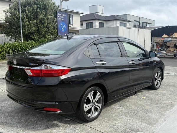 2015 Honda Grace HYBRID Carousel 5
