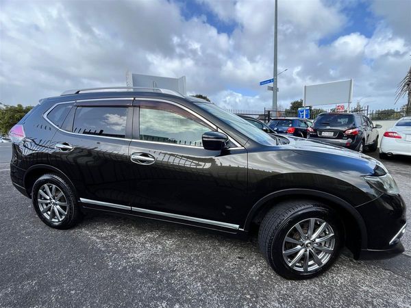 2014 Nissan X-Trail Carousel 3