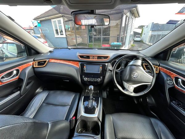 2014 Nissan X-Trail Carousel 7