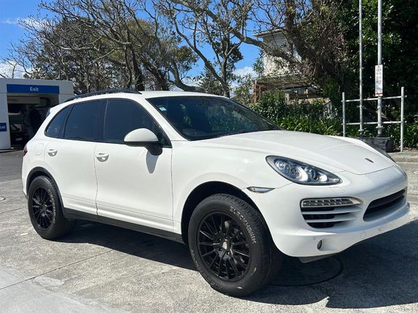 2012 Porsche Cayenne 4 DOOR SUV